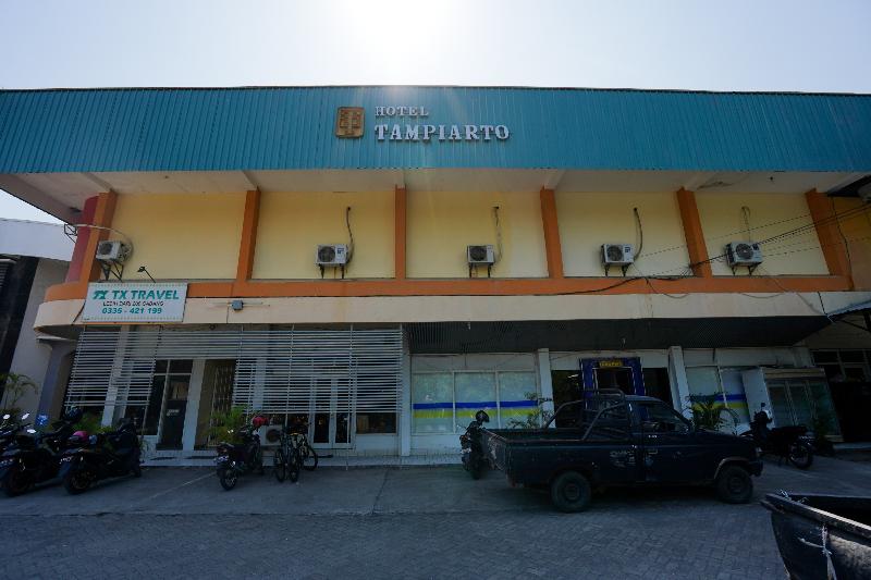 בית מלון כפרי Oyo 1652  Tampiarto