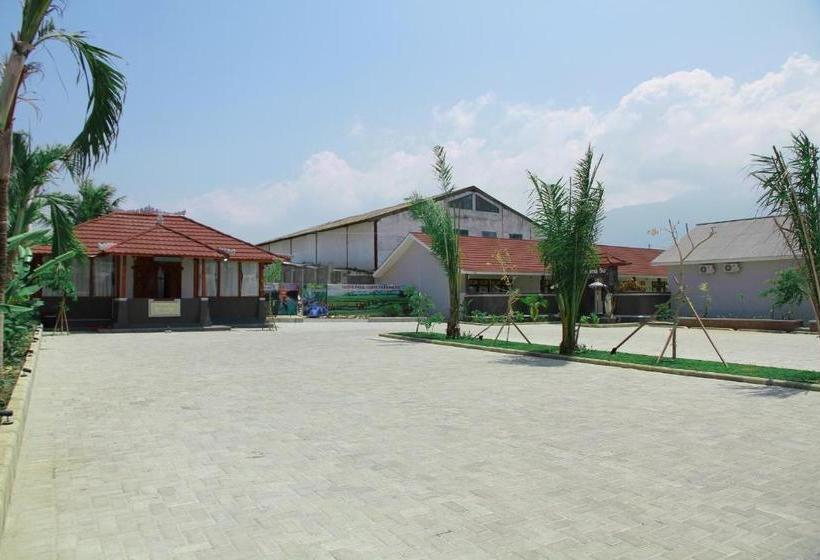 Отель Oyo 1656 Parama Su