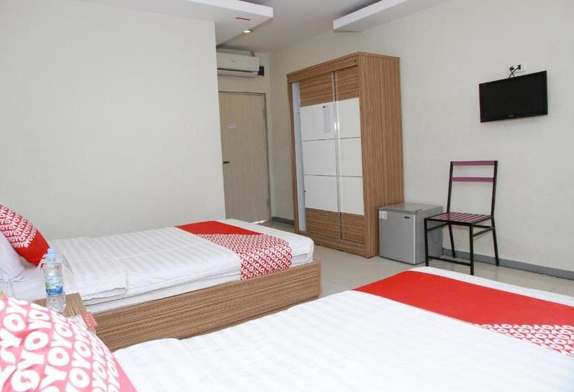 Отель Oyo 1656 Parama Su