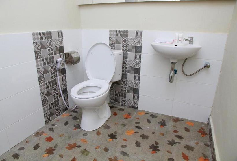 Отель Oyo 1656 Parama Su