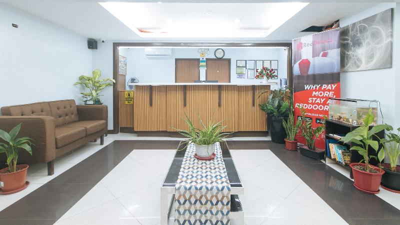 Отель Reddoorz At Bp International Powerhouse Inc Near Sm Manila