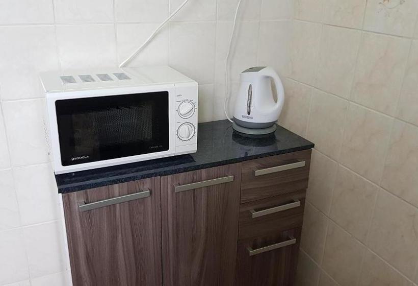 بنسيون Hostal Viajeros