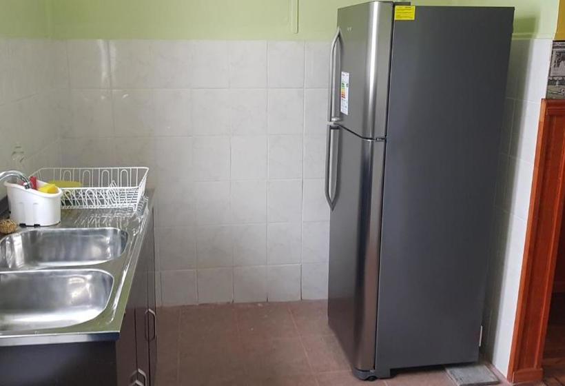 פנסיון Hostal Viajeros