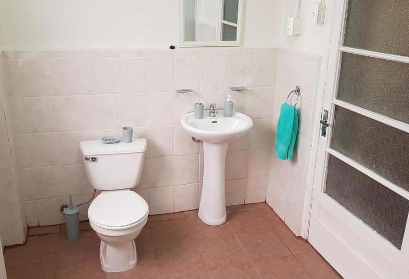 بنسيون Hostal Viajeros