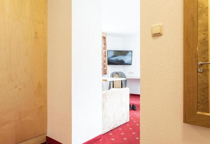 پانسیون Landhaus Fiegl