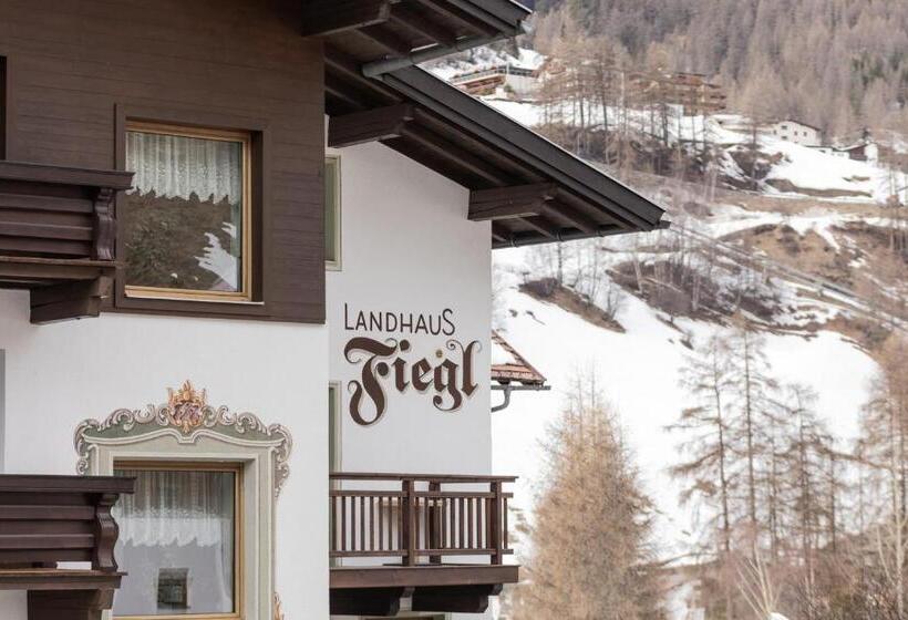 پانسیون Landhaus Fiegl