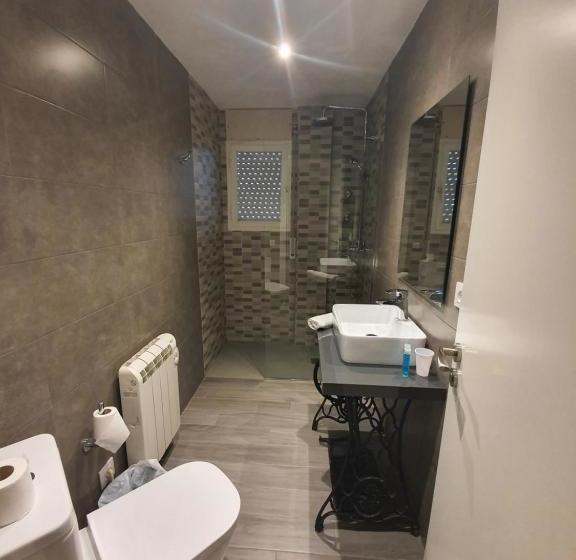 ペンション Pensió Costa Brava