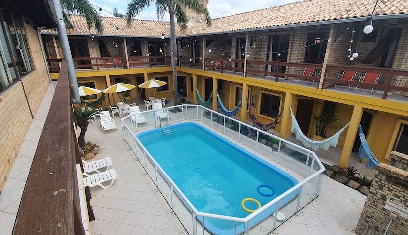 پانسیون Pousada Maunaloa