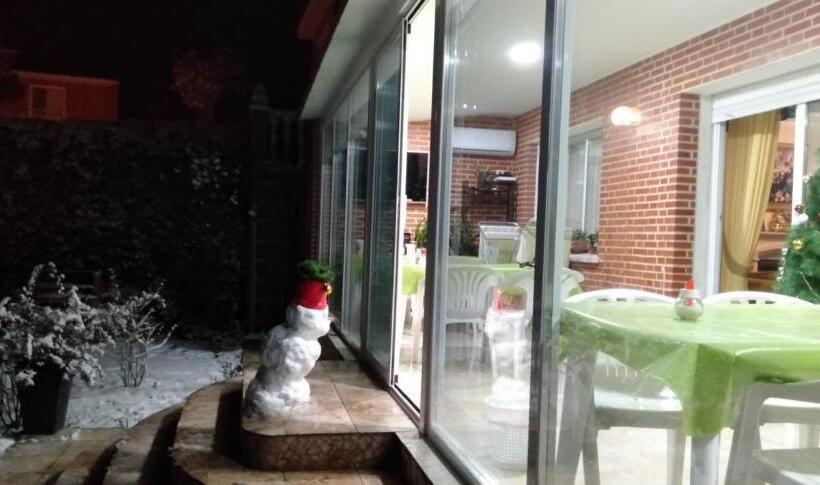 ペンション Residencial Playa Lisa