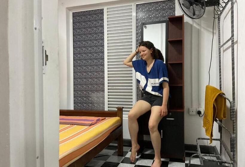 Пансион Robert Inn Dambulla