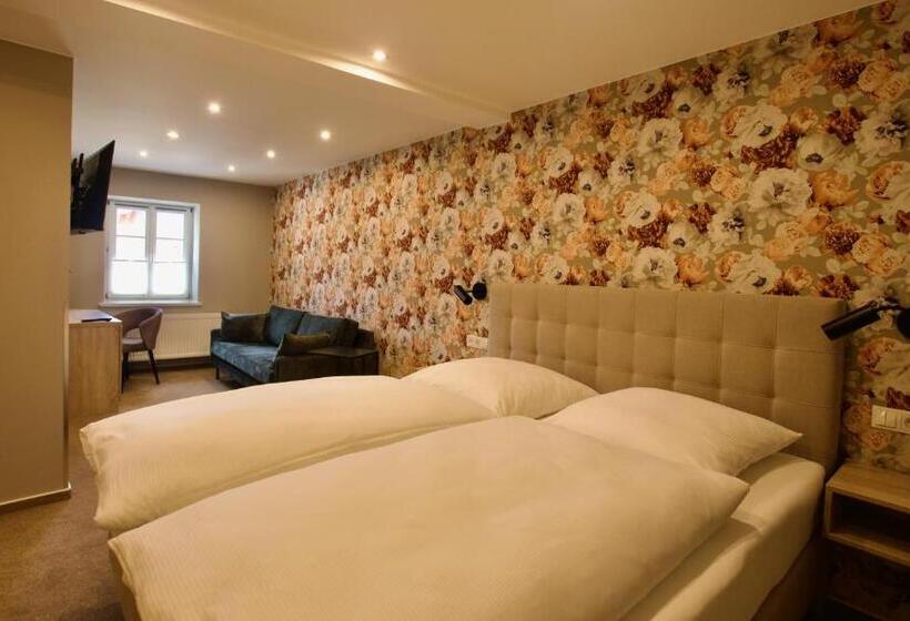 膳宿费 Warsberger Weinhof   Hotel & Weinwirtschaft