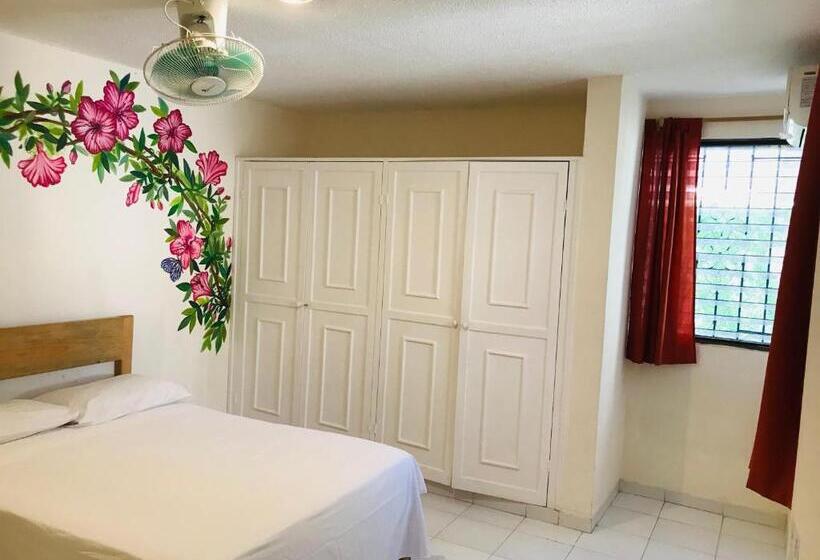 Casa Bugambilias Cancun   Hostel