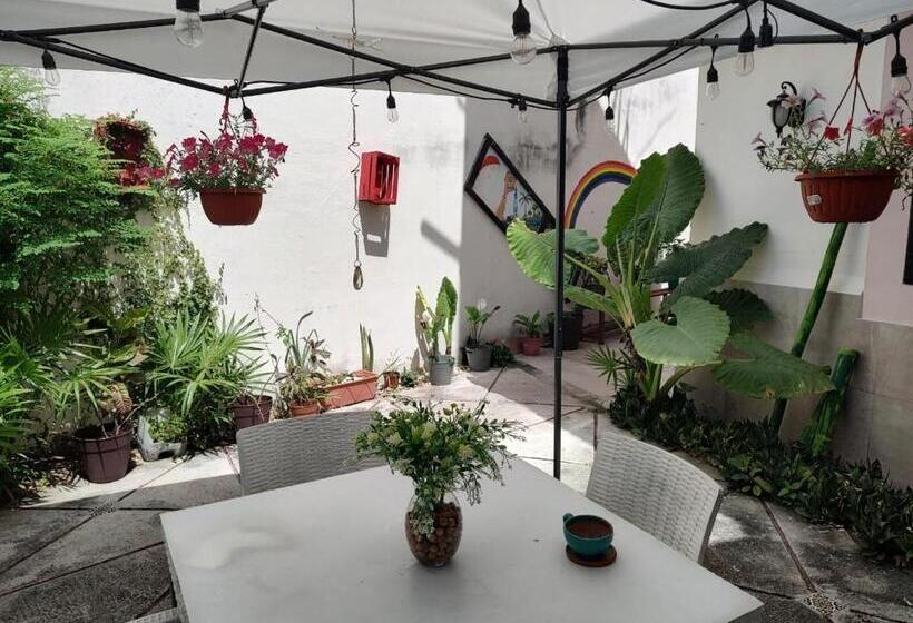 Casa Bugambilias Cancun   Hostel