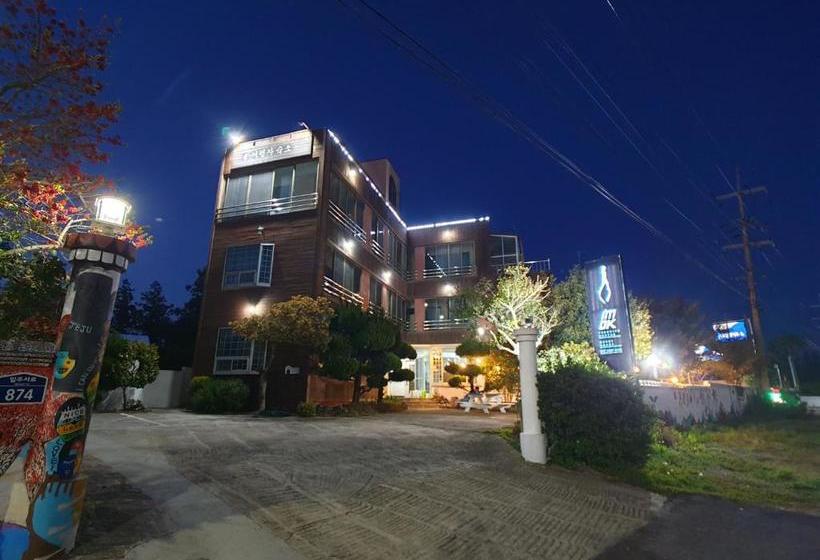 I M Okay Guesthouse  Hostel