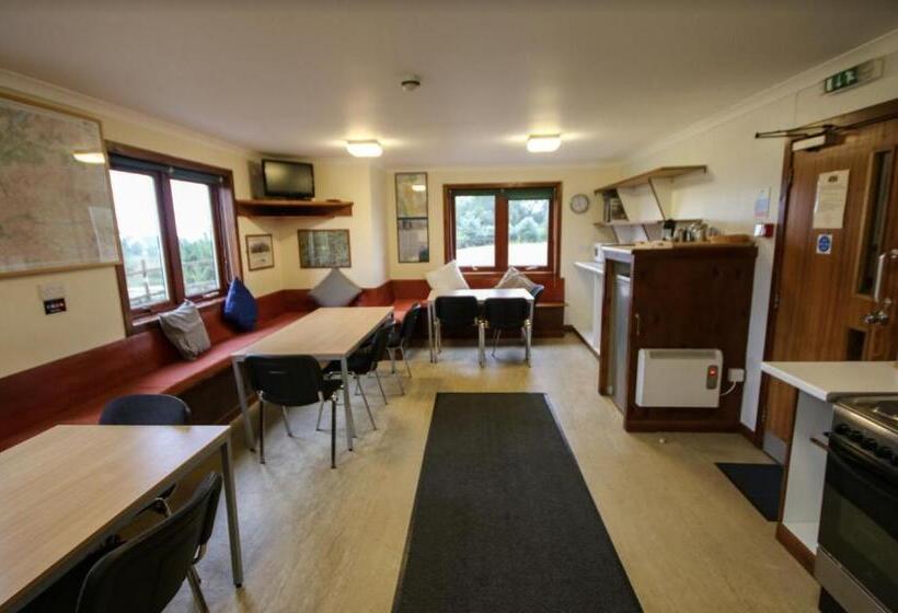 Общежитие Roam West