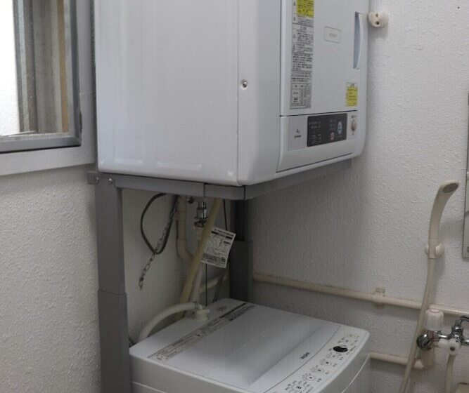 Yakasoba House   Hostel