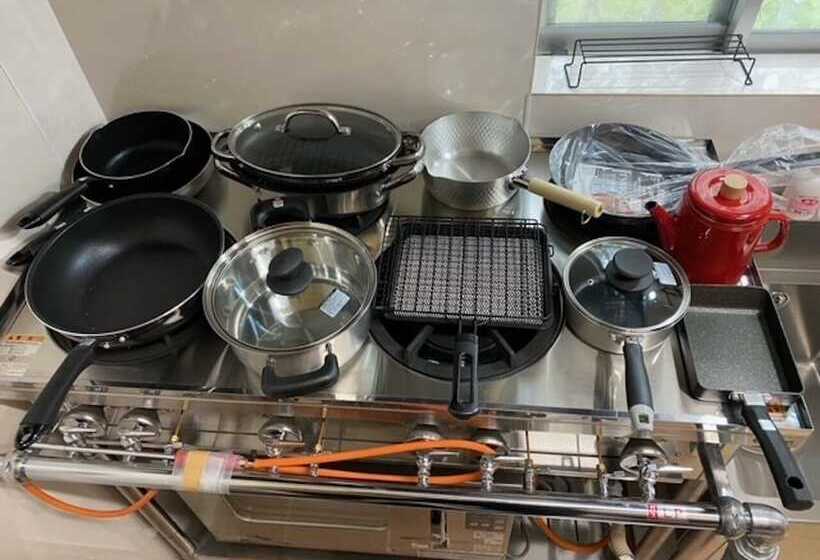 Yakasoba House   Hostel