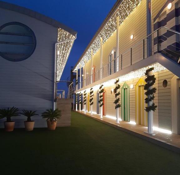 Apartamentos El Caserio