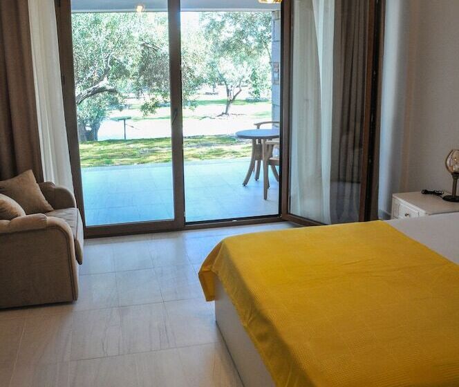 Assos Hestia Otel
