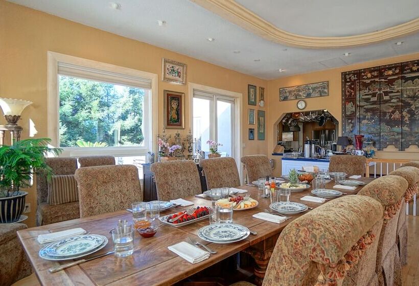 مبيت وإفطار Bella Villa Messina