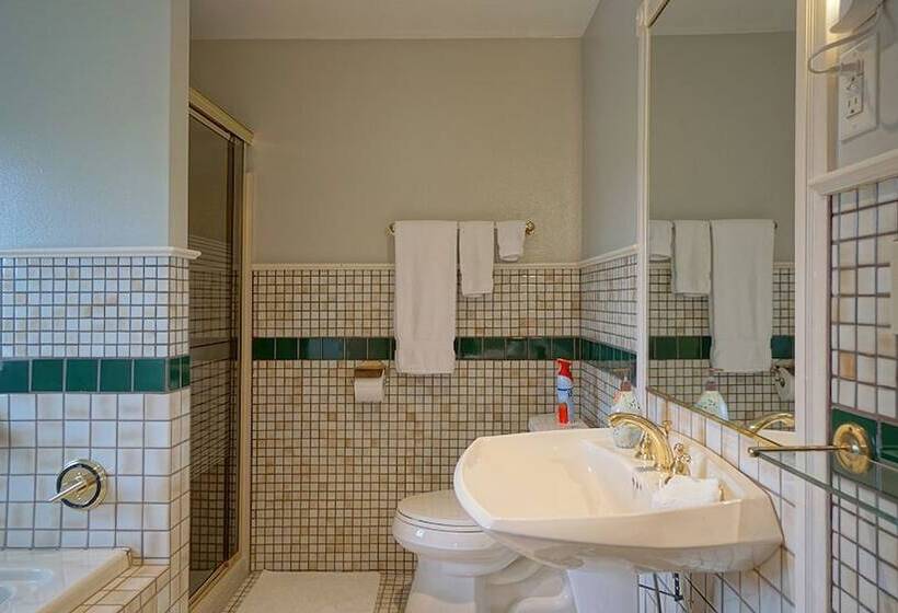 مبيت وإفطار Bella Villa Messina