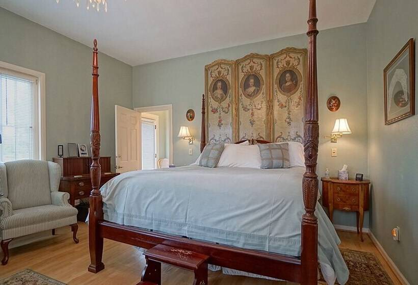 مبيت وإفطار Bella Villa Messina