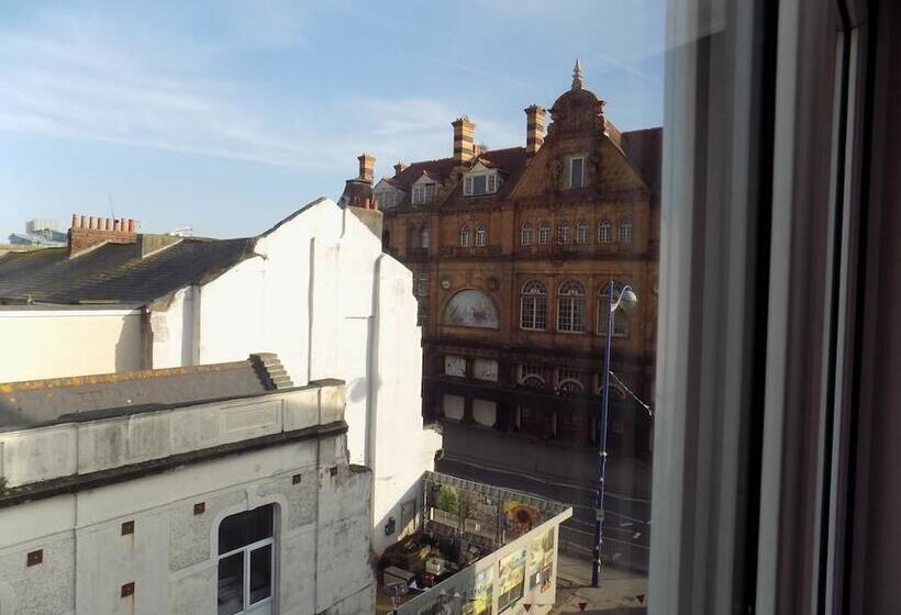 مبيت وإفطار City Stop