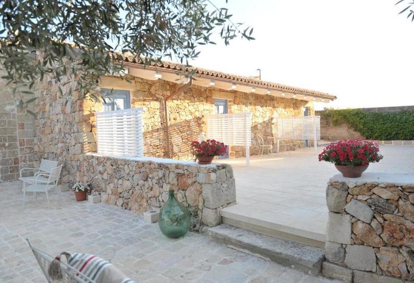 مبيت وإفطار Masseria La Tofala Benessere & Spa