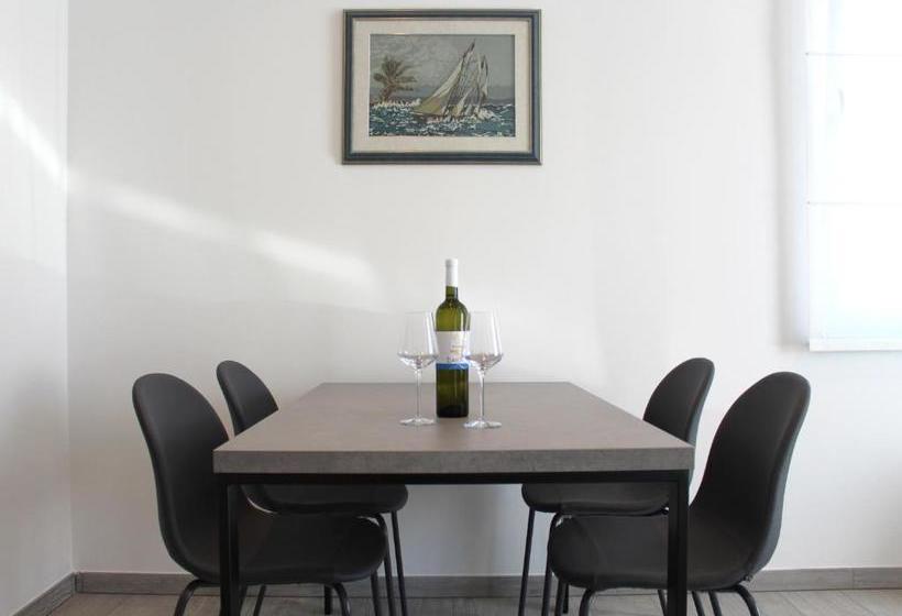 تختخواب و صبحانه Pansion Leggero