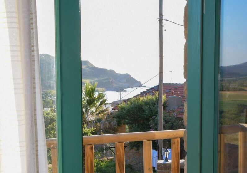 住宿加早餐  Petrada Imbros