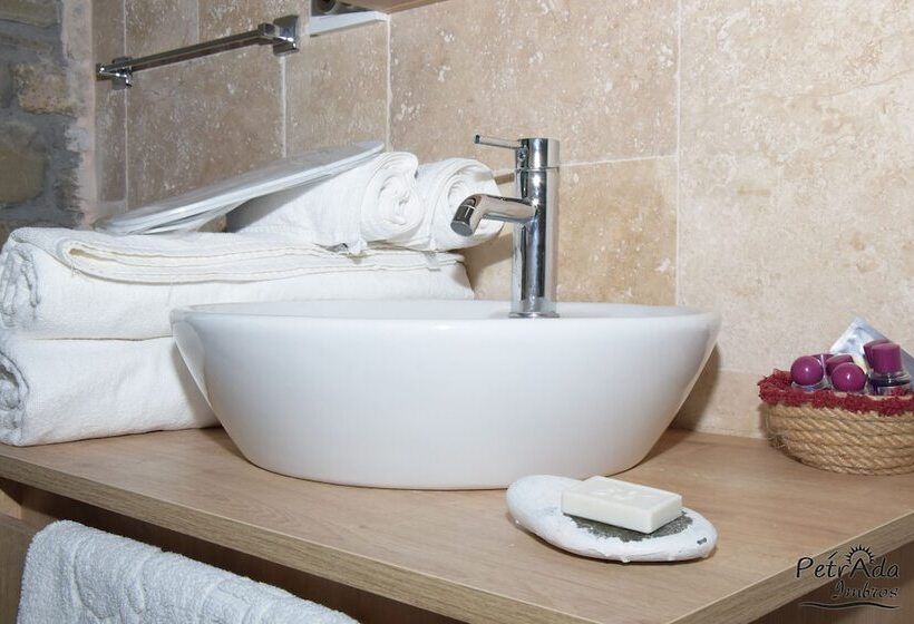 住宿加早餐  Petrada Imbros