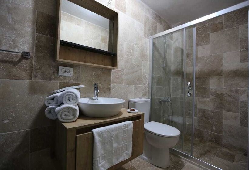 住宿加早餐  Petrada Imbros