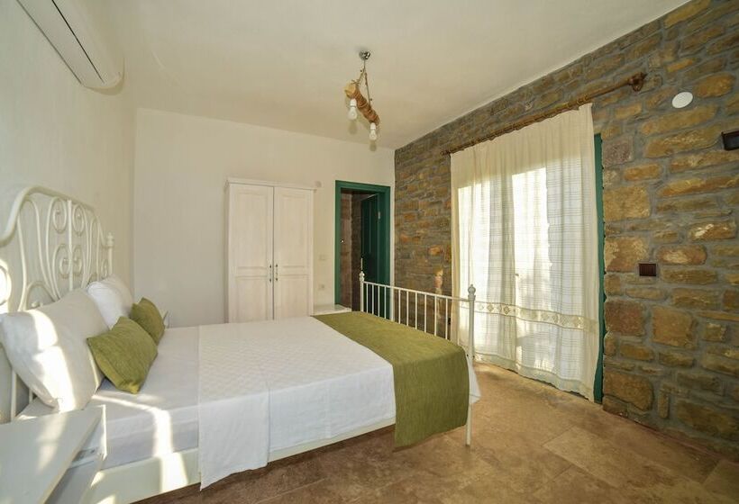 住宿加早餐  Petrada Imbros