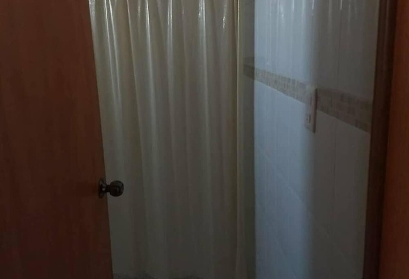 مبيت وإفطار Real De Ariza