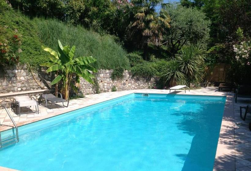 B&b Villa Gardasee With Pool