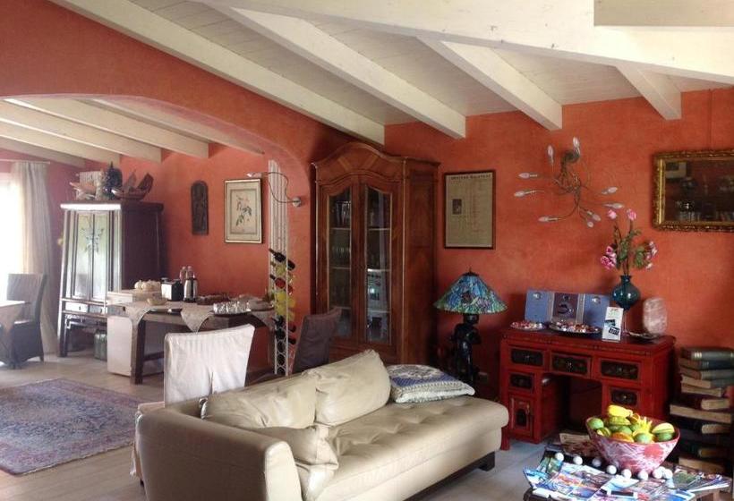 B&b Villa Gardasee With Pool