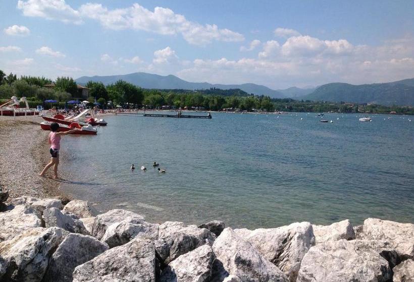 B&b Villa Gardasee With Pool