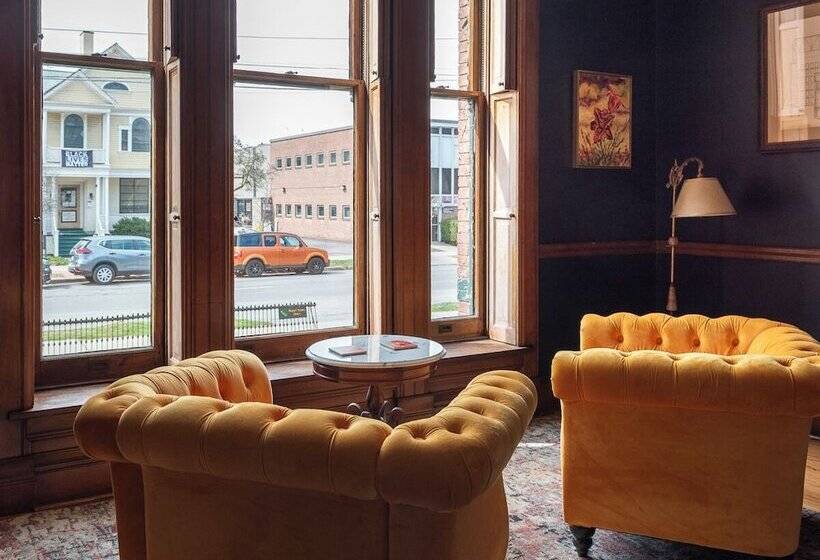 مبيت وإفطار William Henry Miller Inn