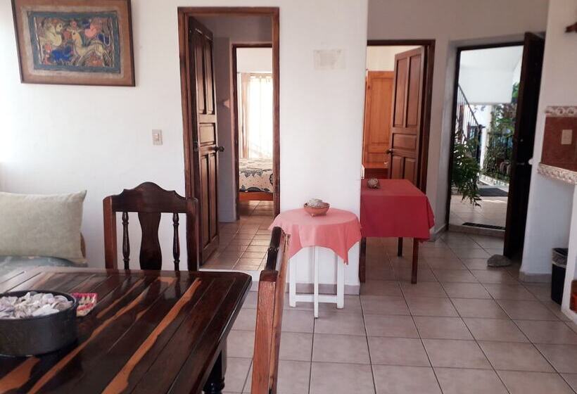 Casa Ana Ruth Hotel Y Suites