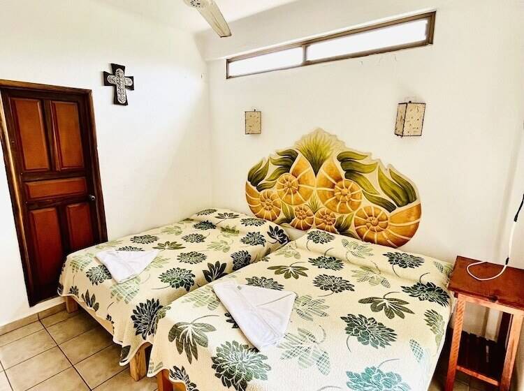 Casa Ana Ruth Hotel Y Suites