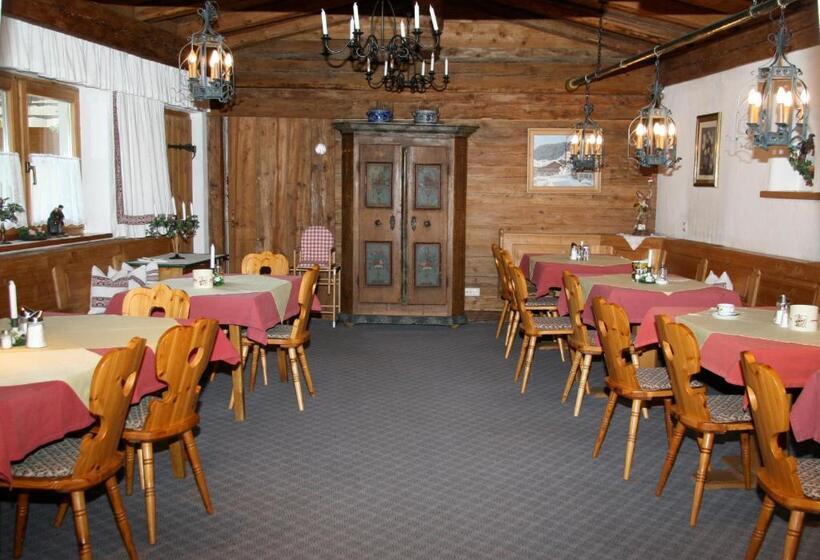 Gasthof Pension Lanzenhof