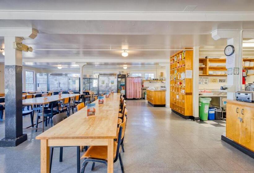 Hi San Francisco Fisherman's Wharf Hostel