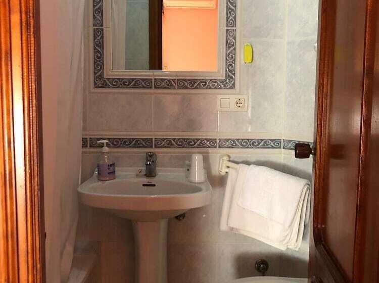 Hostal Restaurante Reina