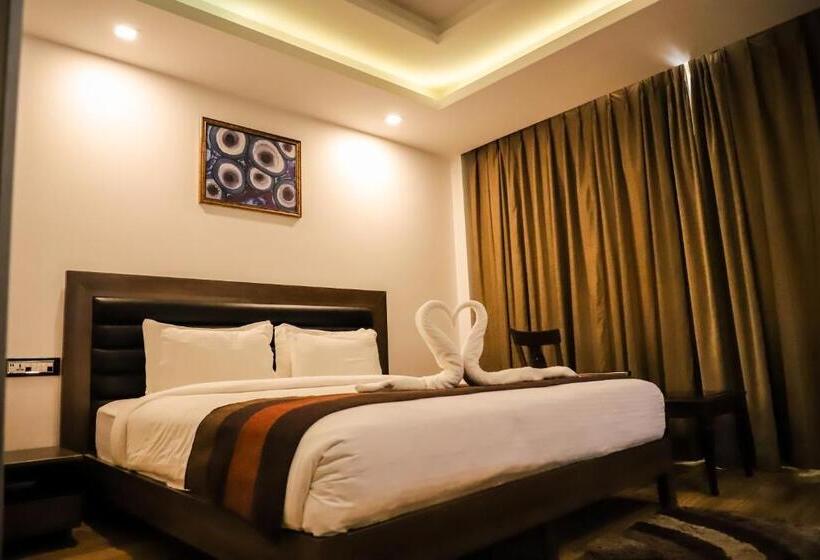 Abode By Aliste Hotels  2 Minutes Walking To Golden Temple, Amritsar