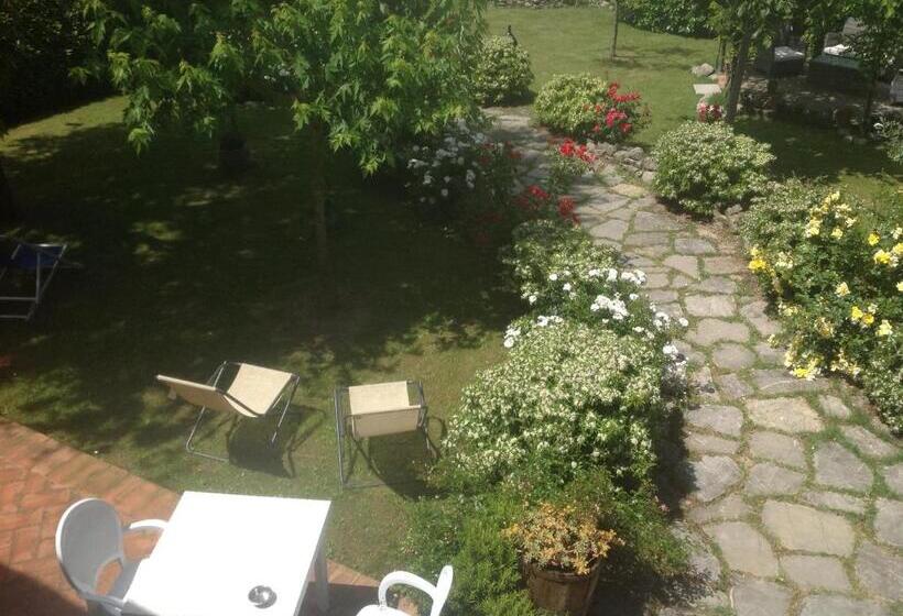 בית מלון כפרי Agriturismo Dolce Verde