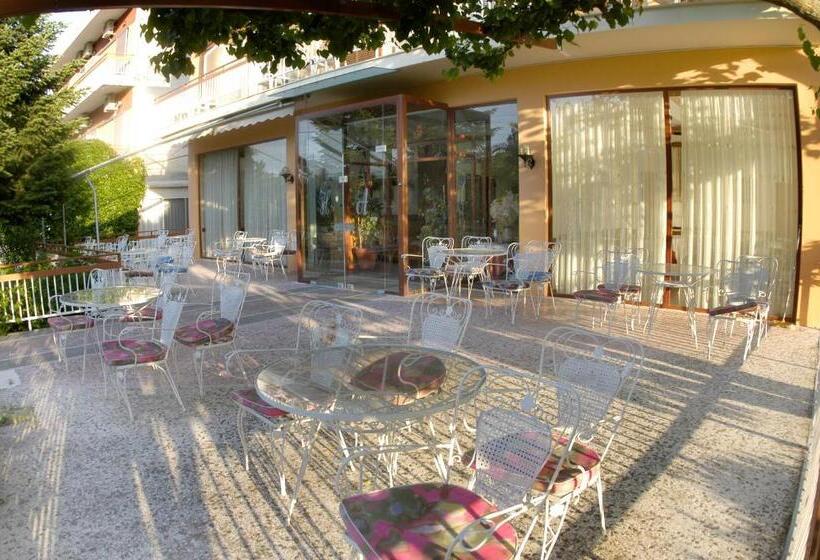 בית מלון כפרי Astron