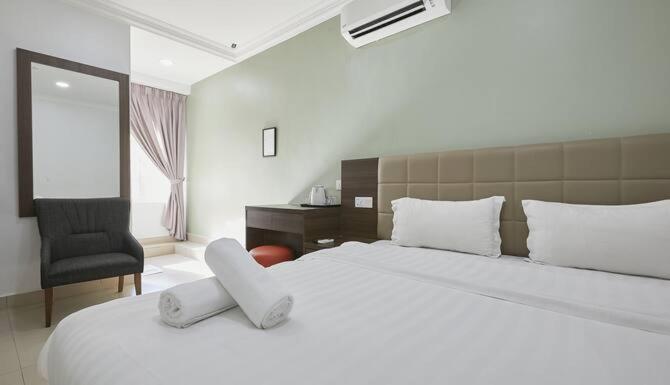 هتل Beryll Inn Cyberjaya