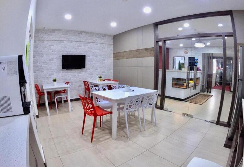 Отель Beryll Inn Cyberjaya