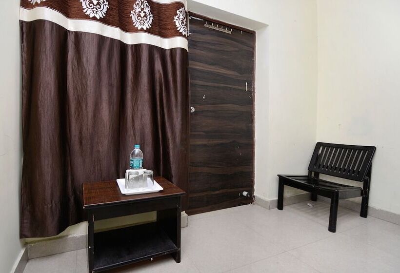 ホテル Best Sleep Inn By Oyo Rooms