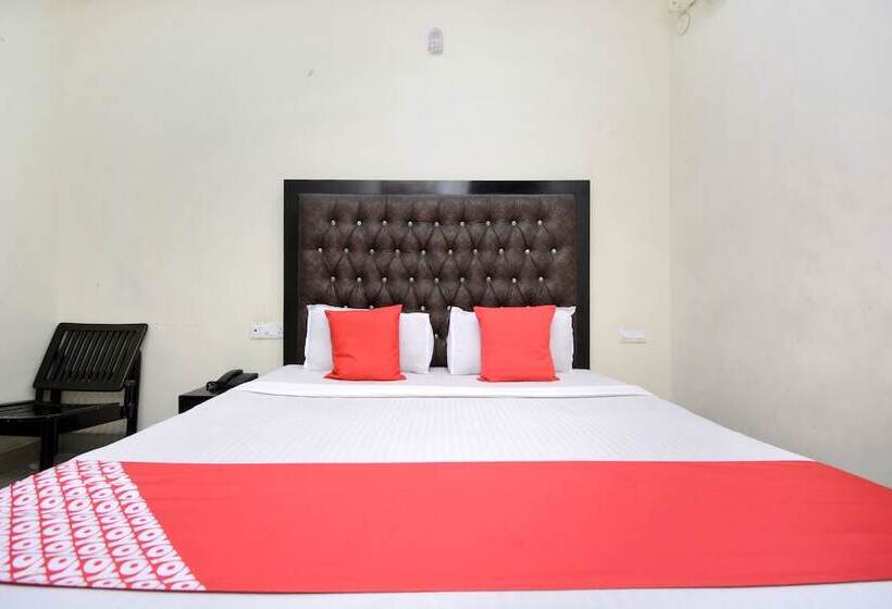 ホテル Best Sleep Inn By Oyo Rooms